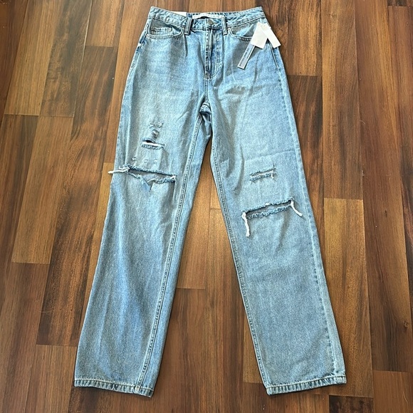Denim - NWT Tinseltown Ripped Hi-Rise Straight Leg Distressed Darling Wash Jeans Size 9
